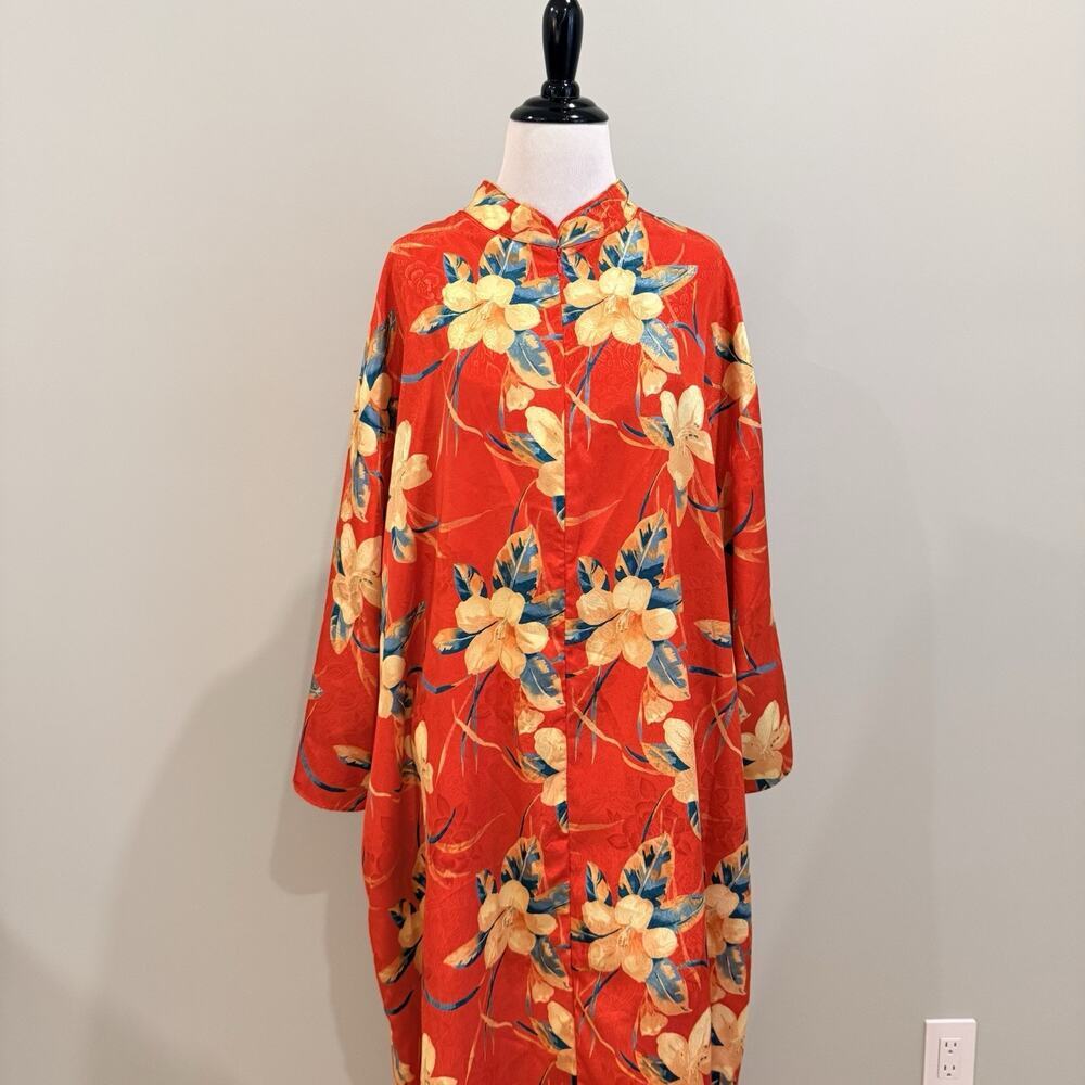 Vintage 1970s Mrs. Roper Red Floral Caftan Muumuu Dress Zip Front Plus Size 1X - Picture 2 of 13
